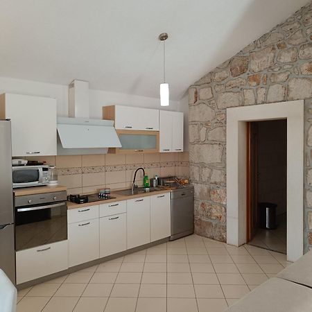 Apartment Nada Рогозница Экстерьер фото