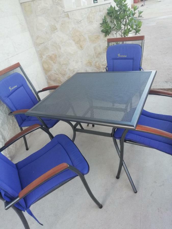 Apartment Nada Рогозница Экстерьер фото